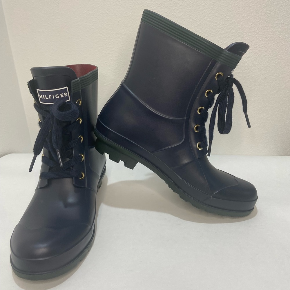 Tommy Hilfiger Rain Boot w/Waterproof Side Buckle Navy/Green - Picture 2 of 6